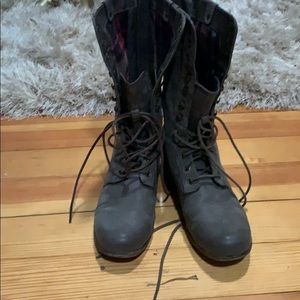 Steve Madden Boots (women)